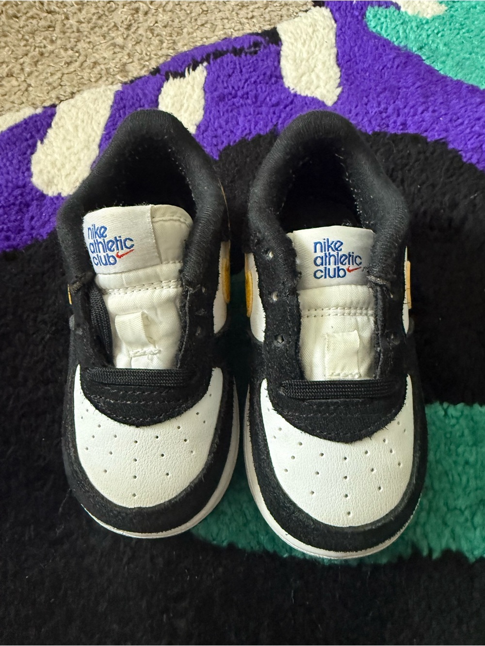 Nike Air Force 1 low black/yellow